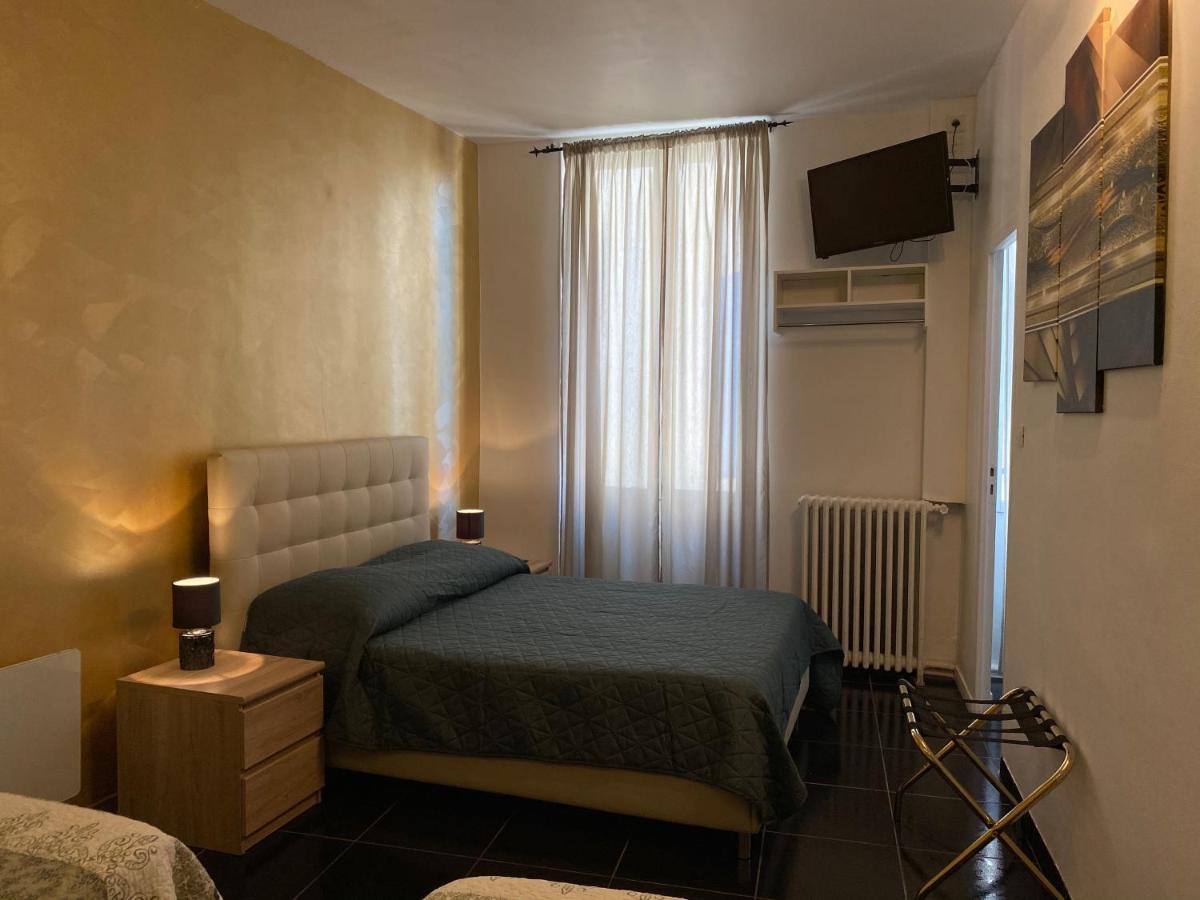Kyriad Direct Beziers Centre Esterno foto